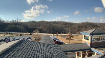 Weather camera view of Wrigley Elementary School.
