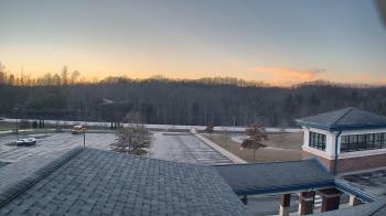 Weather camera view of Wrigley Elementary School.