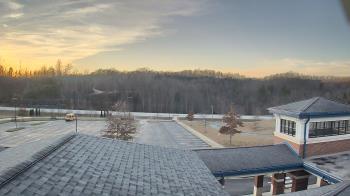 Weather camera view of Wrigley Elementary School.