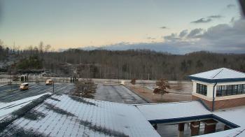 Weather camera view of Wrigley Elementary School.