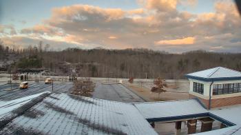 Weather camera view of Wrigley Elementary School.