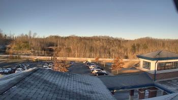 Weather camera view of Wrigley Elementary School.