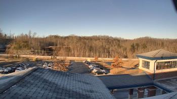 Weather camera view of Wrigley Elementary School.