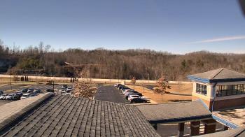 Weather camera view of Wrigley Elementary School.