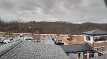 Weather camera view of Wrigley Elementary School.