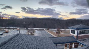 Weather camera view of Wrigley Elementary School.