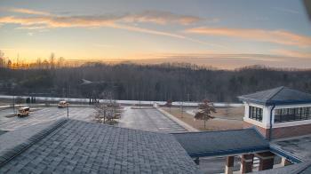 Weather camera view of Wrigley Elementary School.
