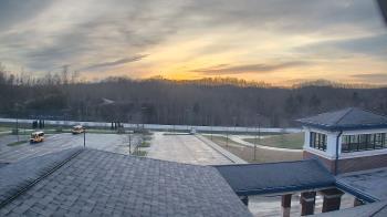 Weather camera view of Wrigley Elementary School.
