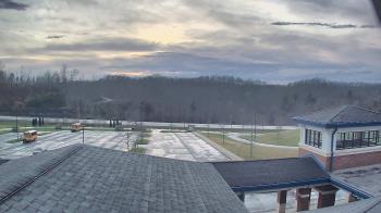 Weather camera view of Wrigley Elementary School.