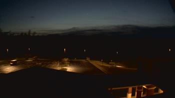 Weather camera view of Wrigley Elementary School.