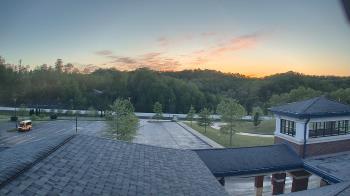Weather camera view of Wrigley Elementary School.