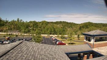 Weather camera view of Wrigley Elementary School.