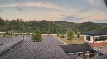 Weather camera view of Wrigley Elementary School.