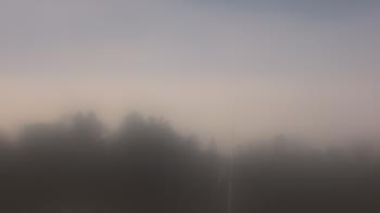 Weather camera view of Claypit Hill Elementary School.