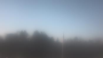 Weather camera view of Claypit Hill Elementary School.