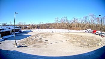 Weather camera view of Zion Public School District 6.