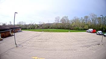 Weather camera view of Zion Public School District 6.