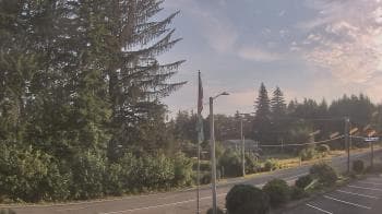 Weather camera view of Wishkah Valley School.