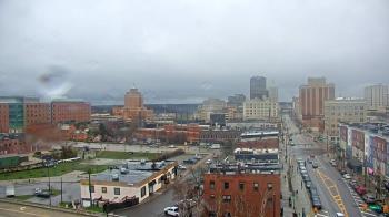 Weather camera view of Akron Beacon Journal.