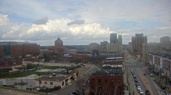 Weather camera view of Akron Beacon Journal.
