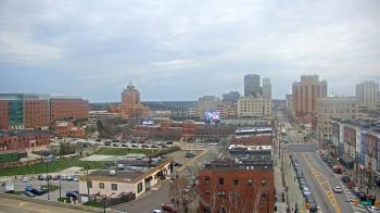Weather camera view of Akron Beacon Journal.