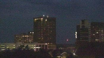 Weather camera view of Shangri La Resort.