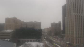 Weather camera view of Akron-Summit County Public Library.