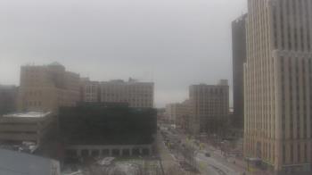 Weather camera view of Akron-Summit County Public Library.