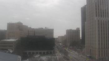 Weather camera view of Akron-Summit County Public Library.