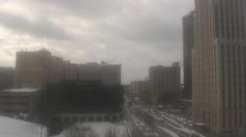 Weather camera view of Akron-Summit County Public Library.