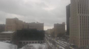 Weather camera view of Akron-Summit County Public Library.