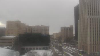 Weather camera view of Akron-Summit County Public Library.