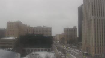 Weather camera view of Akron-Summit County Public Library.