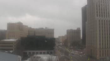 Weather camera view of Akron-Summit County Public Library.