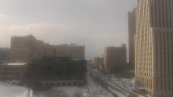 Weather camera view of Akron-Summit County Public Library.
