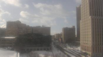 Weather camera view of Akron-Summit County Public Library.