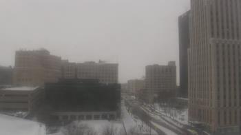 Weather camera view of Akron-Summit County Public Library.