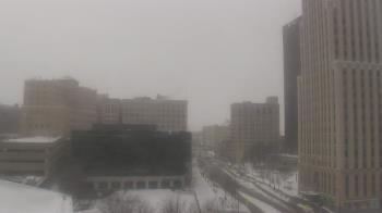 Weather camera view of Akron-Summit County Public Library.