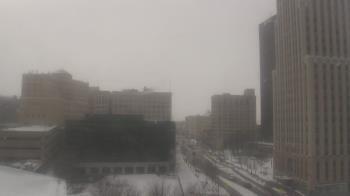 Weather camera view of Akron-Summit County Public Library.