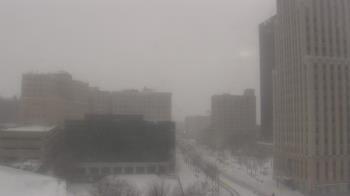 Weather camera view of Akron-Summit County Public Library.