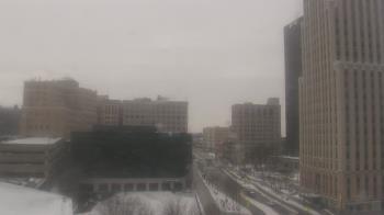 Weather camera view of Akron-Summit County Public Library.