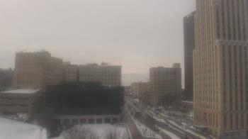 Weather camera view of Akron-Summit County Public Library.