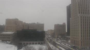 Weather camera view of Akron-Summit County Public Library.