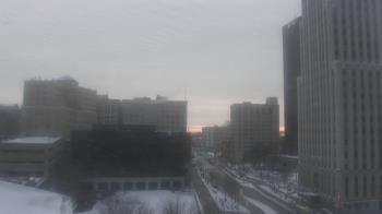 Weather camera view of Akron-Summit County Public Library.