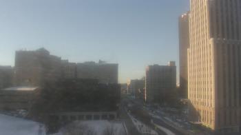 Weather camera view of Akron-Summit County Public Library.