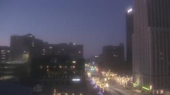 Weather camera view of Akron-Summit County Public Library.