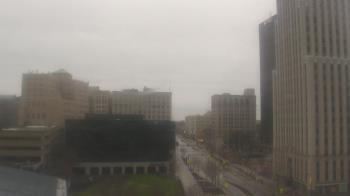 Weather camera view of Akron-Summit County Public Library.