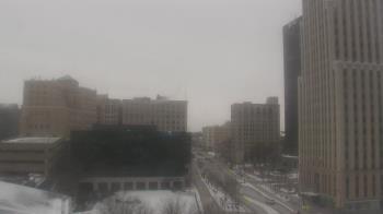 Weather camera view of Akron-Summit County Public Library.