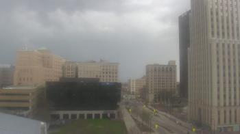 Weather camera view of Akron-Summit County Public Library.