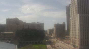 Weather camera view of Akron-Summit County Public Library.